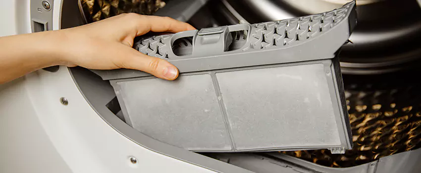 Signs Of A Clogged Dryer Lint Trap in Auburn, Washington